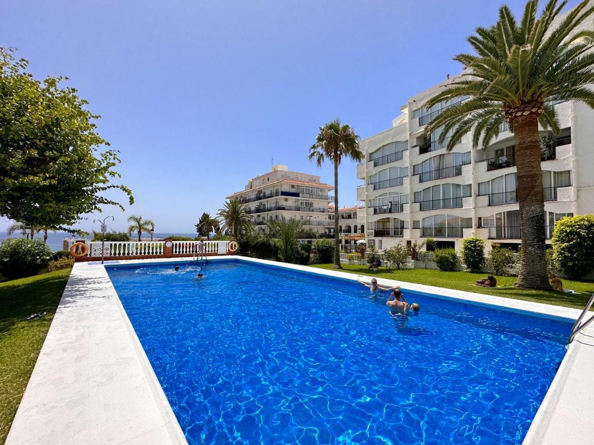 Carabeo 26 Boutique Studio Casasol Nerja Luaran gambar